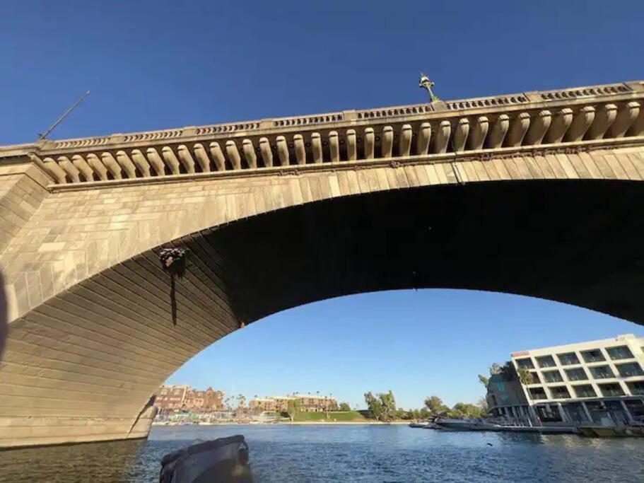 Pool King Lake Suite-Walk To Dt & Lake! Lake Havasu City Εξωτερικό φωτογραφία